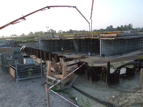 Spoorwegonderdoorgang Feanwâlden, Projecten