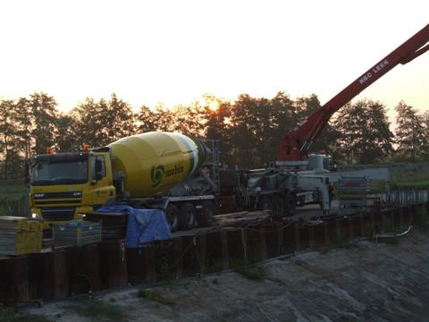 Spoorwegonderdoorgang Feanwâlden, Projecten