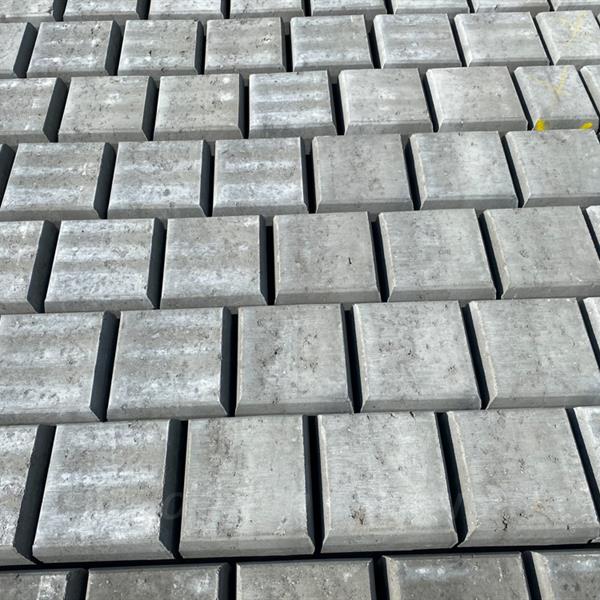 Dijkversterking Lauwersmeerdijk in volle gang | Noppert Beton