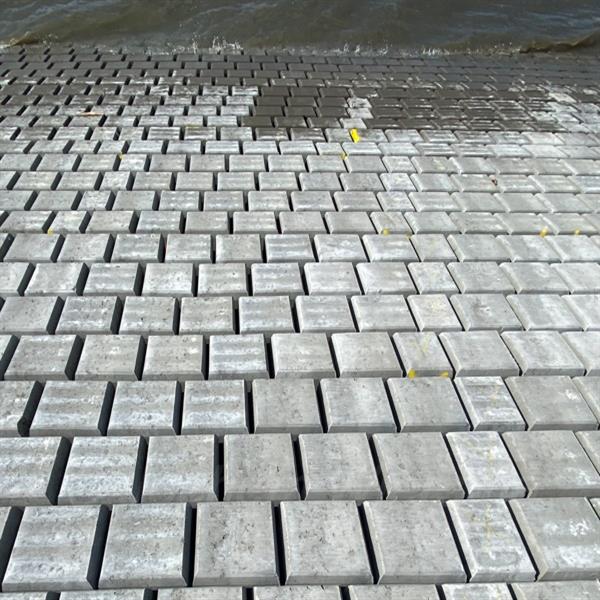 Dijkversterking Lauwersmeerdijk in volle gang | Noppert Beton