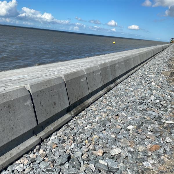 Dijkversterking Lauwersmeerdijk in volle gang | Noppert Beton