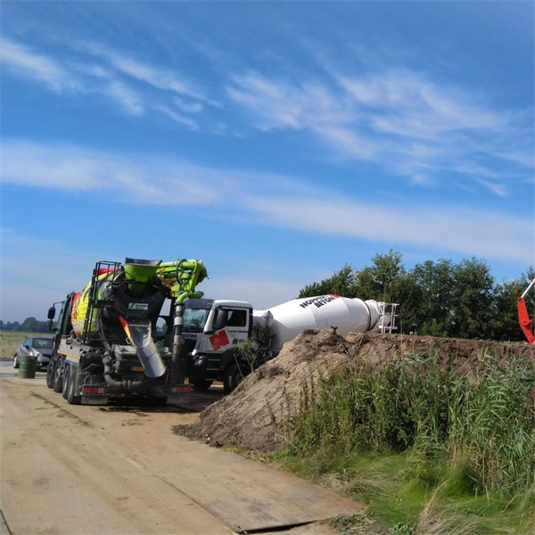 Betonstort Luttelgeest | Noppert Beton