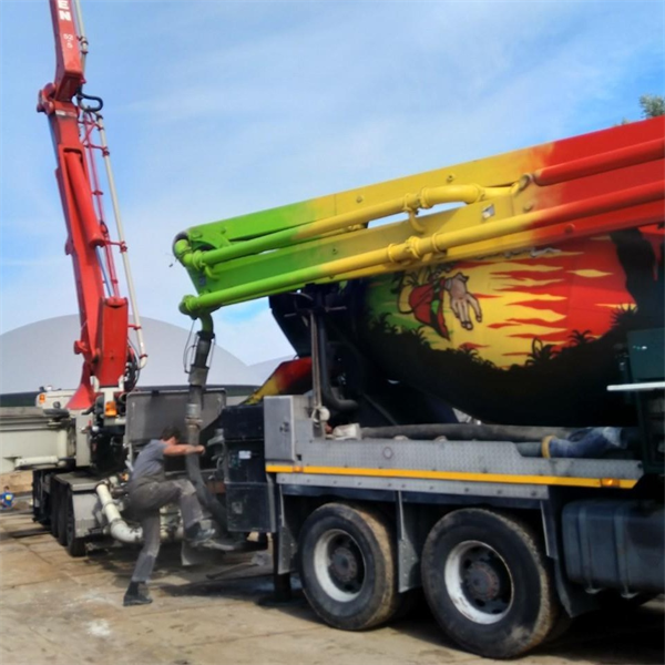 Betonstort Luttelgeest | Noppert Beton