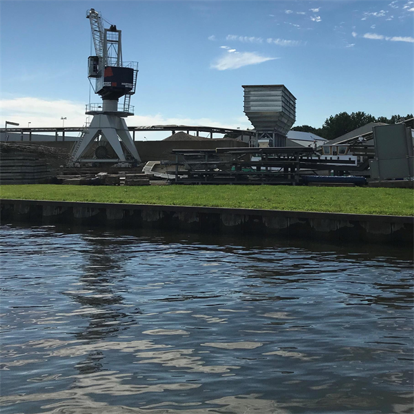 Vervangen van toeslagstoffenbunkers bij Noppert Beton | Noppert Beton