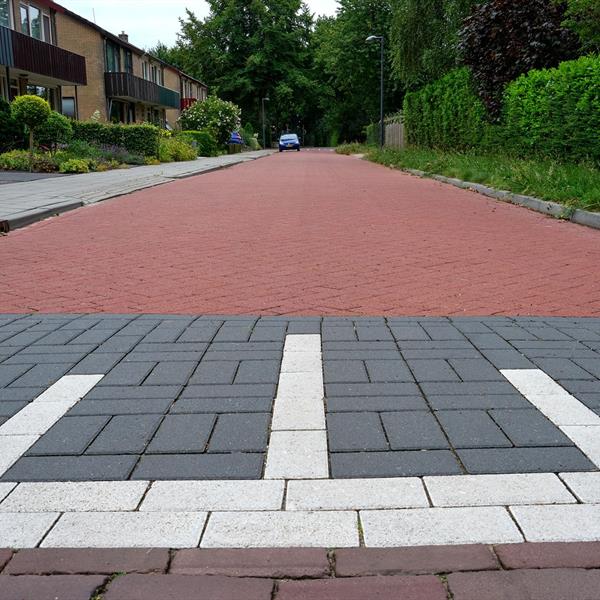 Herinrichting Verzetslaan Mildam | Noppert Beton