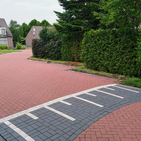 Herinrichting Verzetslaan Mildam | Noppert Beton