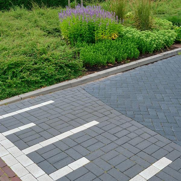 Herinrichting Verzetslaan Mildam | Noppert Beton