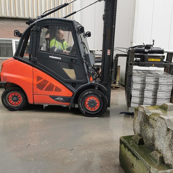 Dirk Zeinstra 25 jaar in dienst | Noppert Beton