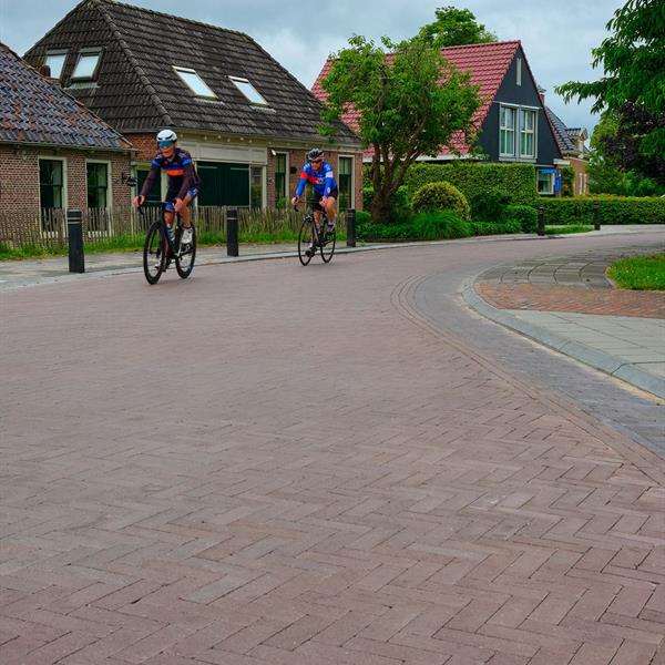 Herinrichting Rijksweg Irnsum | Noppert Beton