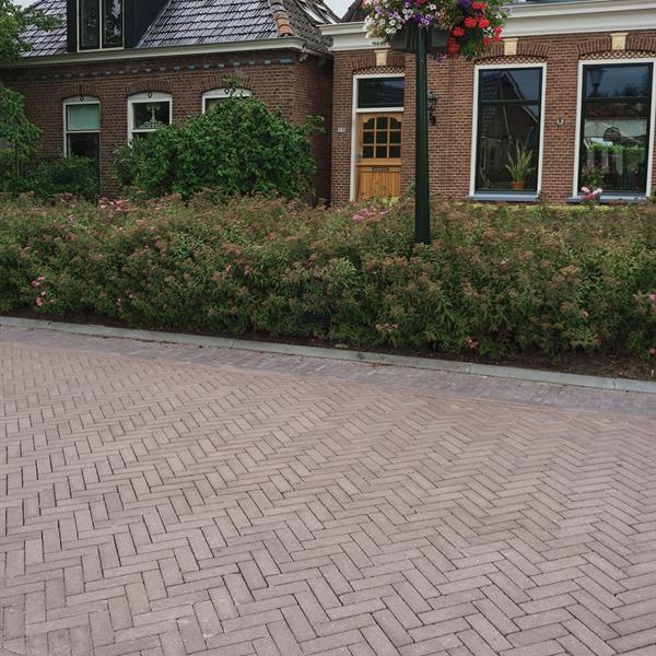 Herinrichting Rijksweg Irnsum | Noppert Beton