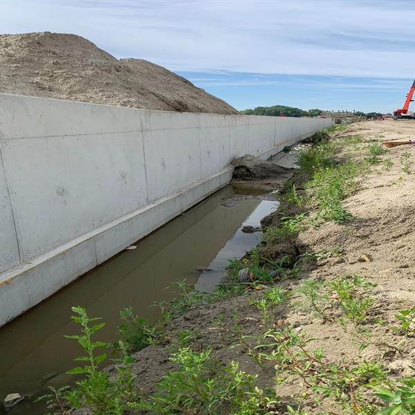 Bruggen en kademuren Middelsee Leeuwarden | Noppert Beton