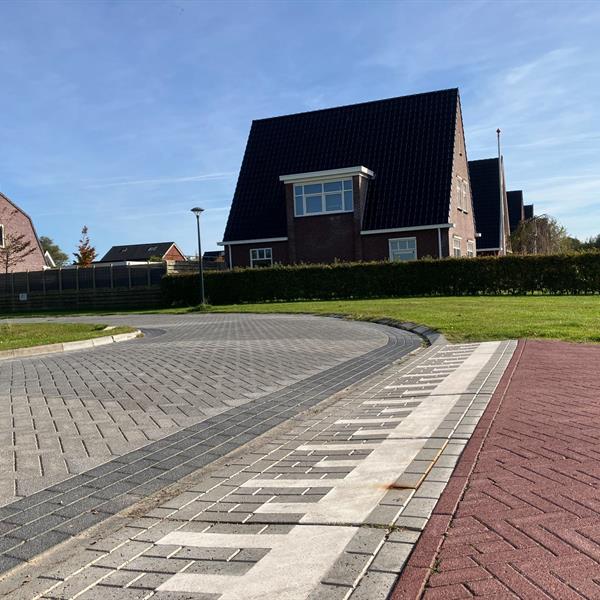 Woonrijp maken Almasingel en It Binnenpaad te Minnertsga | Noppert Beton