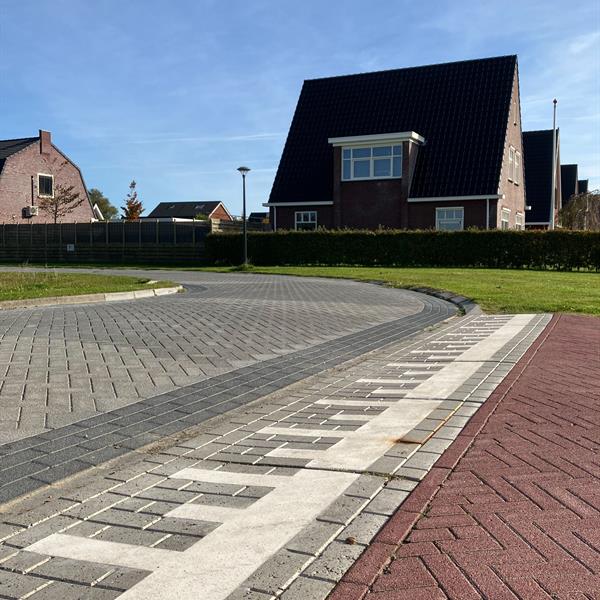 Woonrijp maken Almasingel en It Binnenpaad te Minnertsga | Noppert Beton