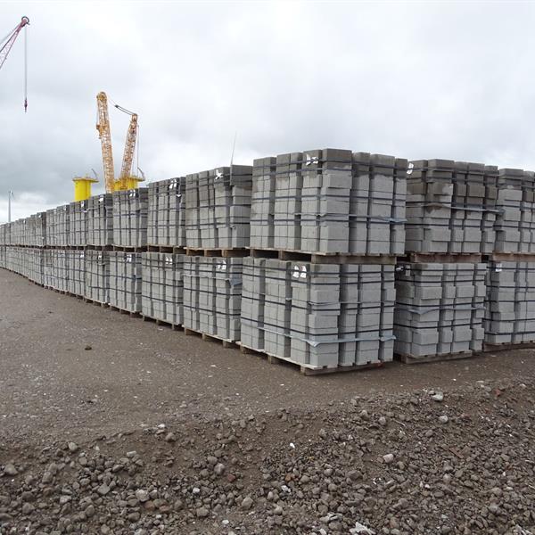 Buss Terminal Eemshaven | Noppert Beton