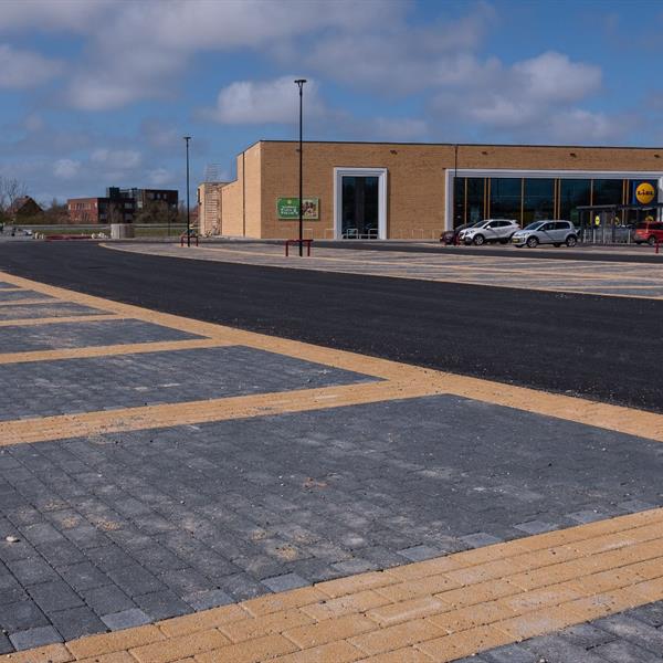 Infrastructuur winkelcentrum Kimswerda Harlingen | Noppert Beton