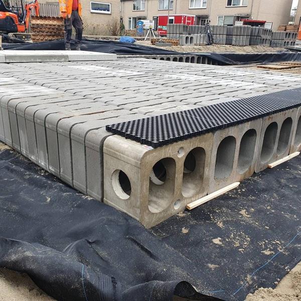 Bufferblock onder parkeerplaatsen Boslaan Zuidplas | Noppert Beton