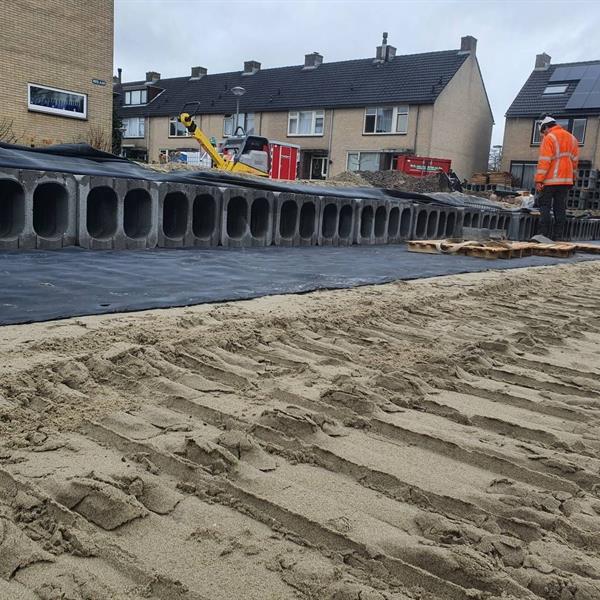 Bufferblock onder parkeerplaatsen Boslaan Zuidplas | Noppert Beton