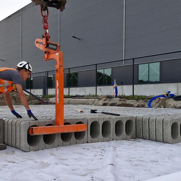 beDrain Bufferblock onderdeel van duurzame wateraanpak bij Royal Talens | Noppert Beton