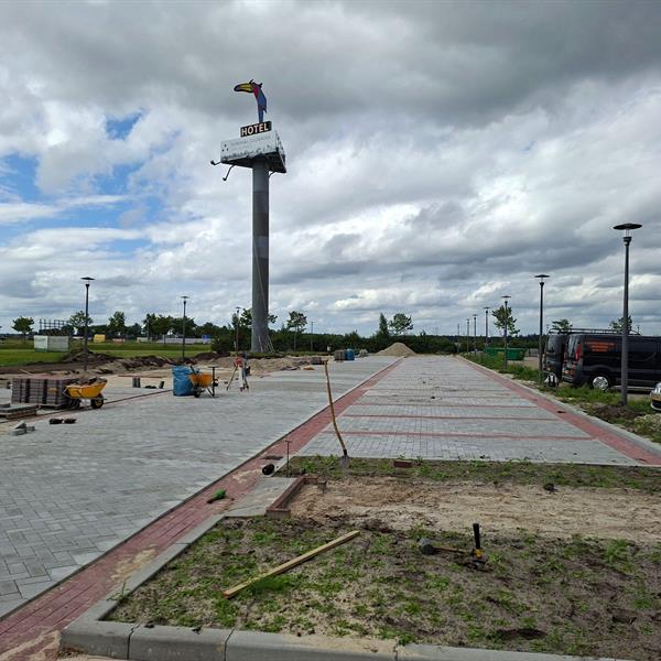 Uitbreiding parkeergelegenheid bij Van der Valk Hotel Zuidbroek | Noppert Beton