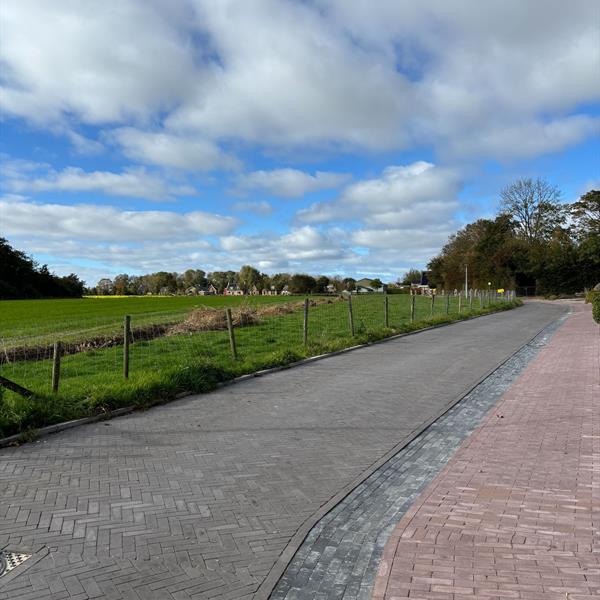 Prachtig Wierum voorzien van nieuwe bestrating | Noppert Beton