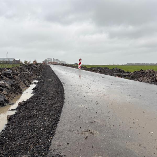 Geefsweersterweg Meedhuizen | Noppert Beton