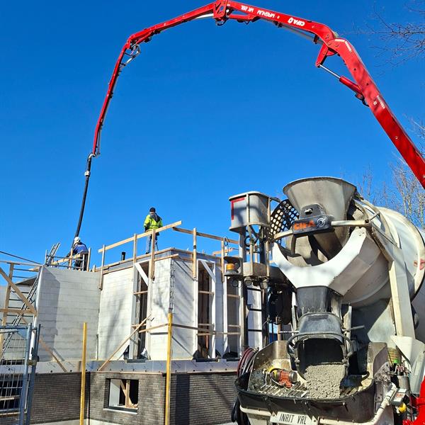 Betonstort voor nieuwbouwwoning in Oudega | Noppert Beton