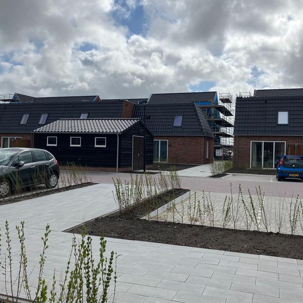 Van rijbaan tot looppad: complete bestrating voor Middelsee | Noppert Beton