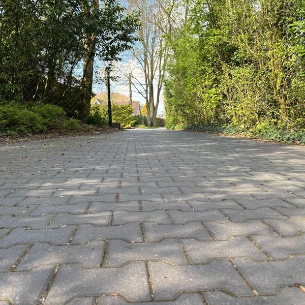 Duurzame en praktische bestrating in Goldenraand in Oldekerk | Noppert Beton