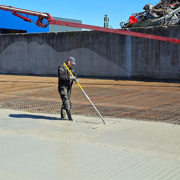 Groots stortwerk in Bolsward: 400 m3 in één dag | Noppert Beton