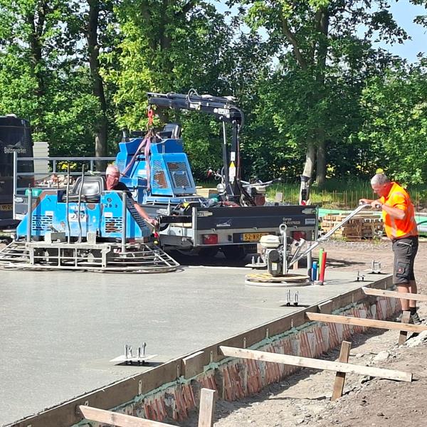 Mooie samenwerking bij succesvolle betonstort aan de Florynwei in Burgum | Noppert Beton
