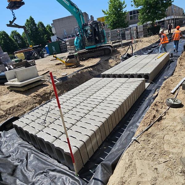 Waterberging onder het vernieuwde Ambachtsplein | Noppert Beton