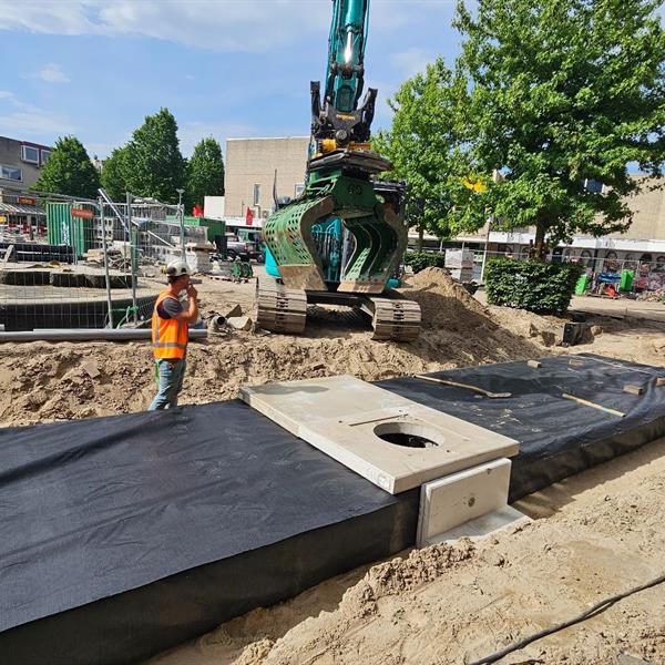 Waterberging onder het vernieuwde Ambachtsplein | Noppert Beton