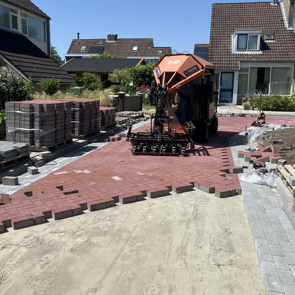 Vernieuwing in Harlingen: Reconstructie Gerrit Schuilstraat e.o. vordert gestaag | Noppert Beton
