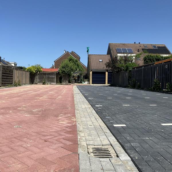 Vernieuwing in Harlingen: Reconstructie Gerrit Schuilstraat e.o. vordert gestaag | Noppert Beton