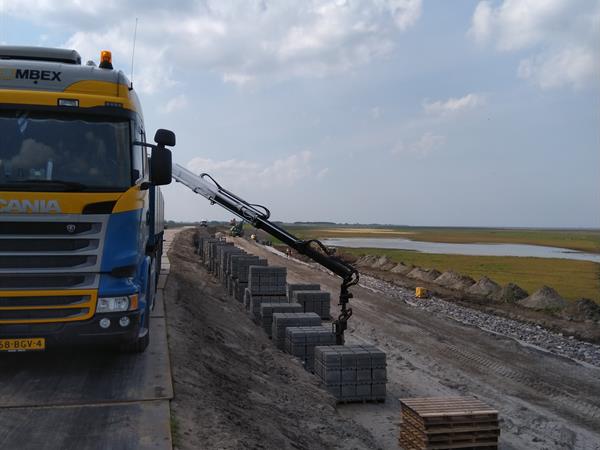 Verkalit voor de dijkverhoging Lauwersoog | Noppert Beton