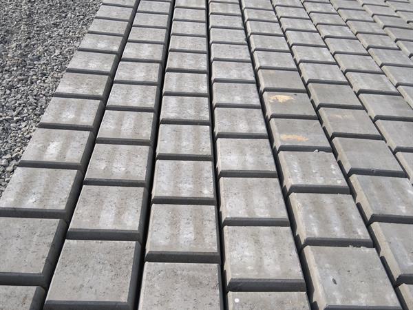 Verkalit voor de dijkverhoging Lauwersoog | Noppert Beton