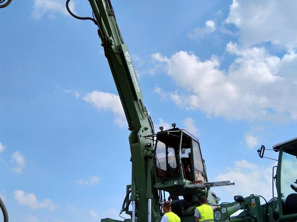 Verkalit voor de dijkverhoging Lauwersoog | Noppert Beton