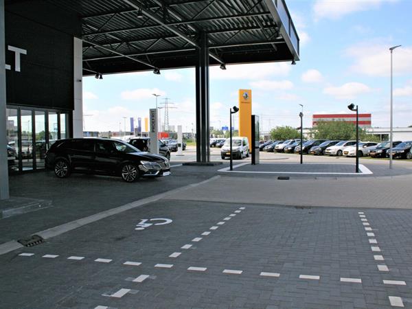Nieuwbouw autodealers Nefkens en Terwolde Groningen | Noppert Beton